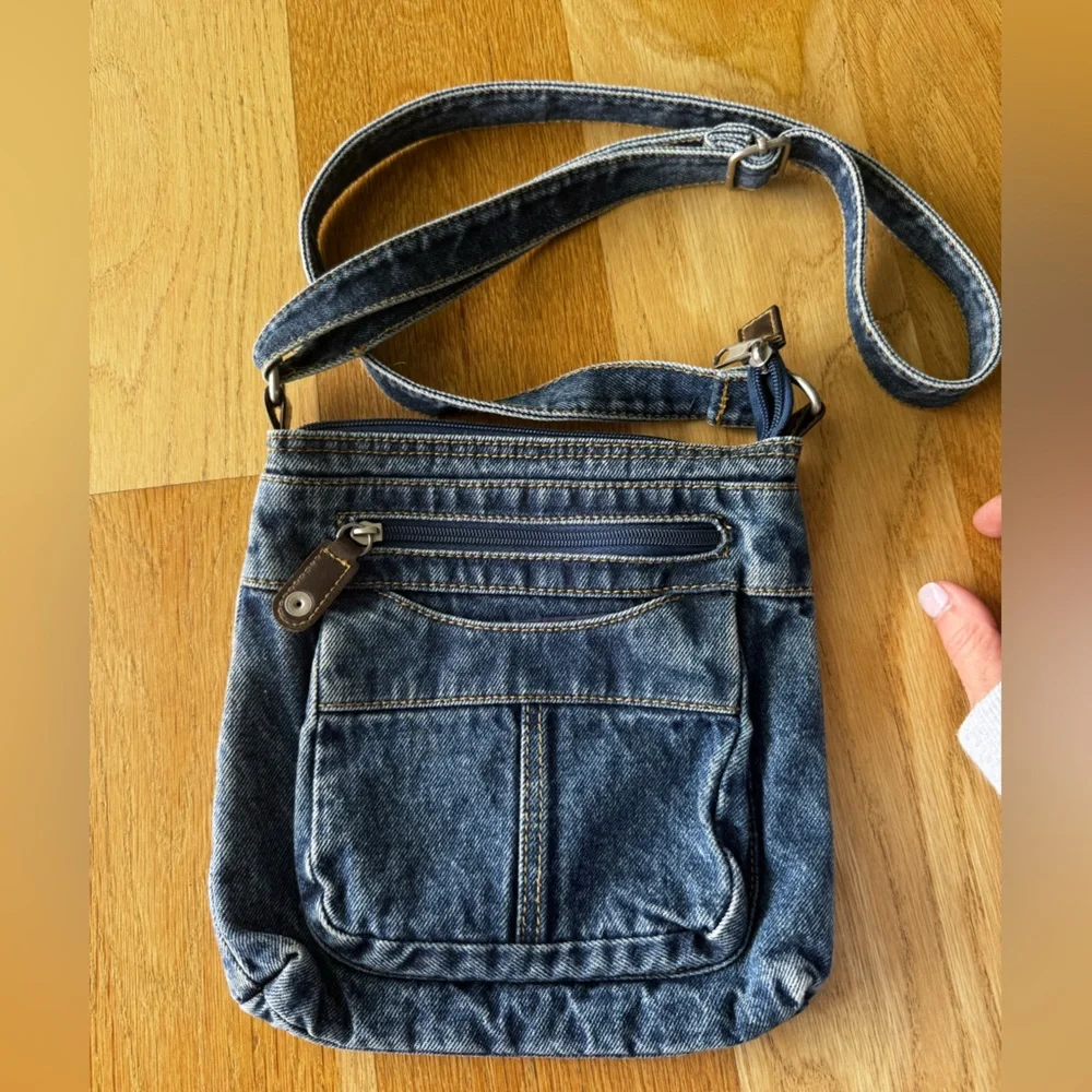 Denim Blue Jean Crossbody Bag Purse - Picture 2 of 8